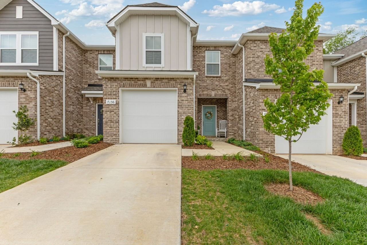 7156 Mapleside Ln - Photo 3 of 25