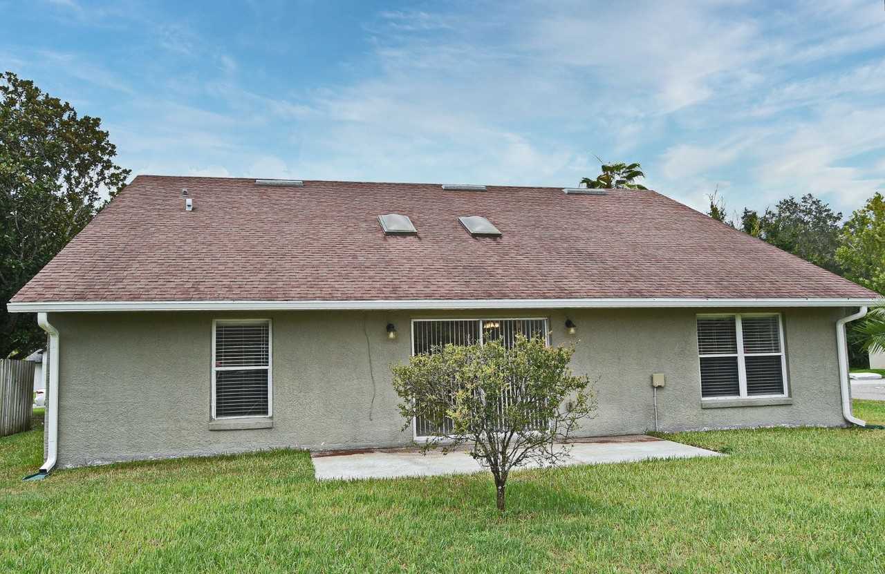 3709 Running Water Dr - Photo 5 of 39