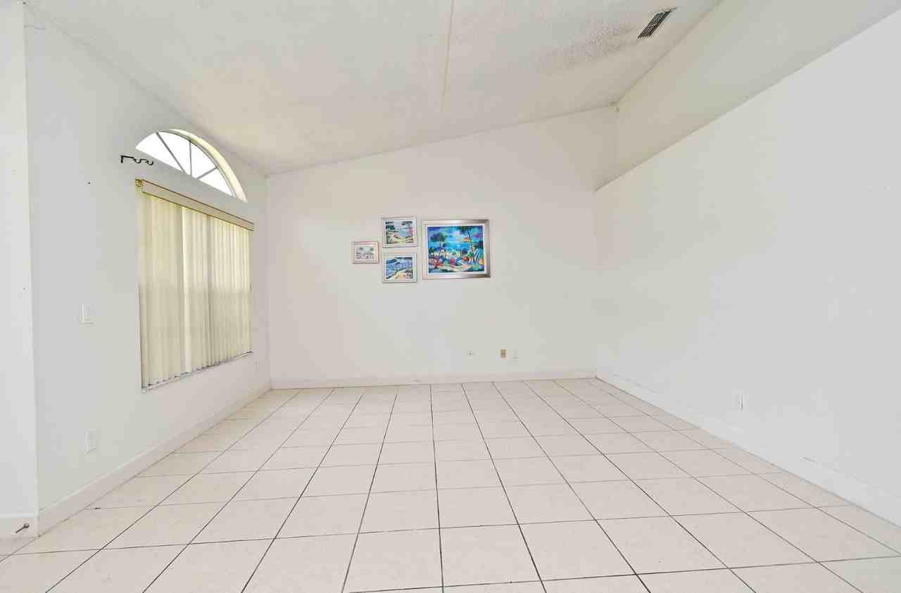 3709 Running Water Dr - Photo 7 of 39