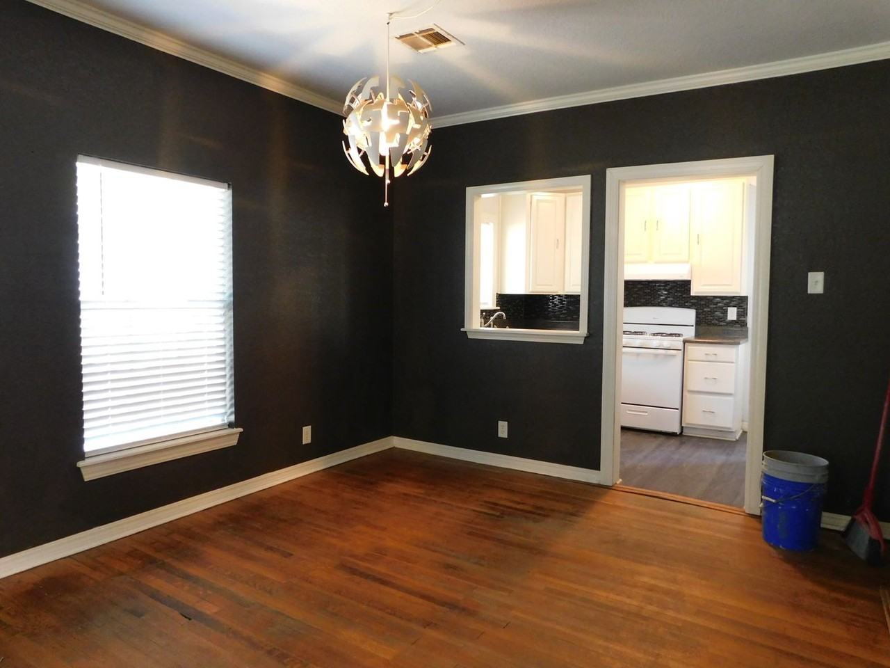 616 N 47th St - Photo 5 of 8