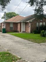 4409 Calumet St - Photo 1 of 1