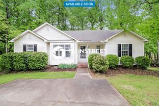 120 Biltmore Dr - Photo 1 of 1