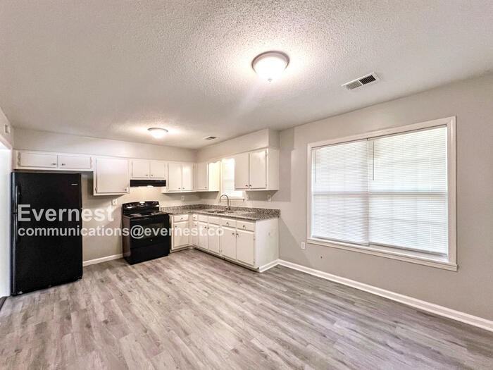 4581 Fontaine Pl - Photo 2 of 21