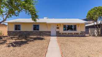 3428 W Mauna Loa Ln - Photo 1 of 1
