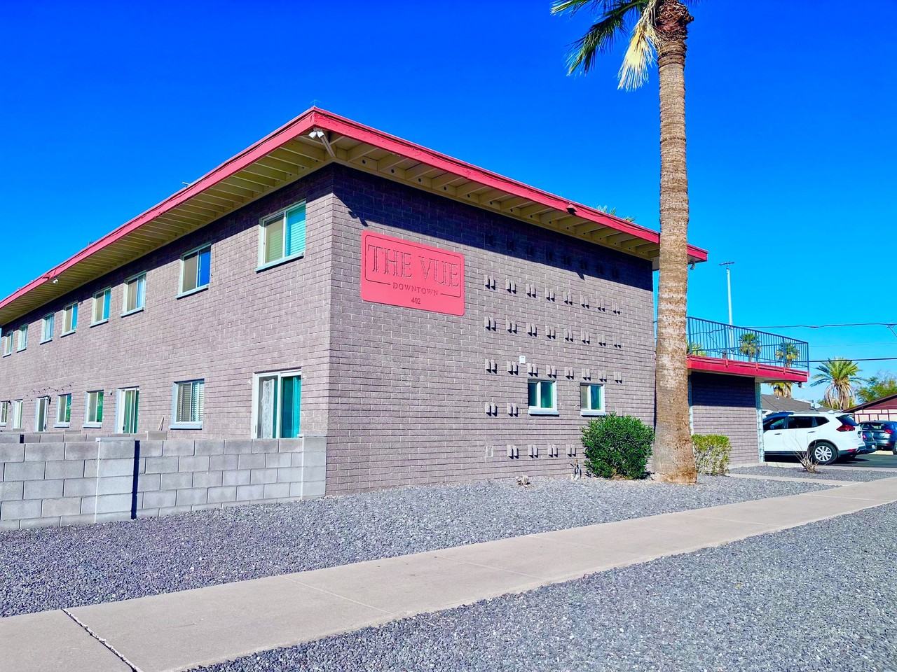 402 N 10th St #7 - Photo 4 of 42