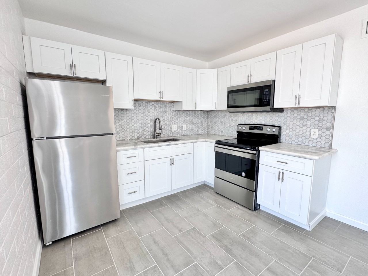 402 N 10th St #7 - Photo 7 of 42