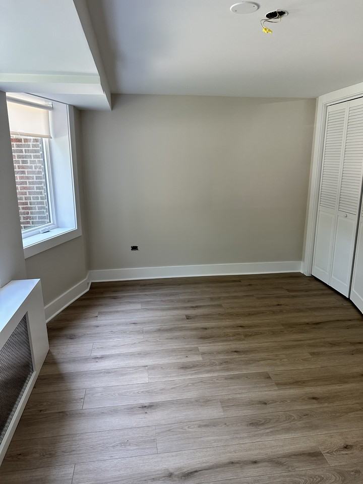 330 Barton Ave #G - Photo 6 of 8