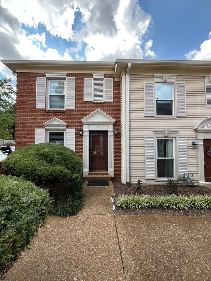 2139 Acklen Ave #F - Photo 2 of 23