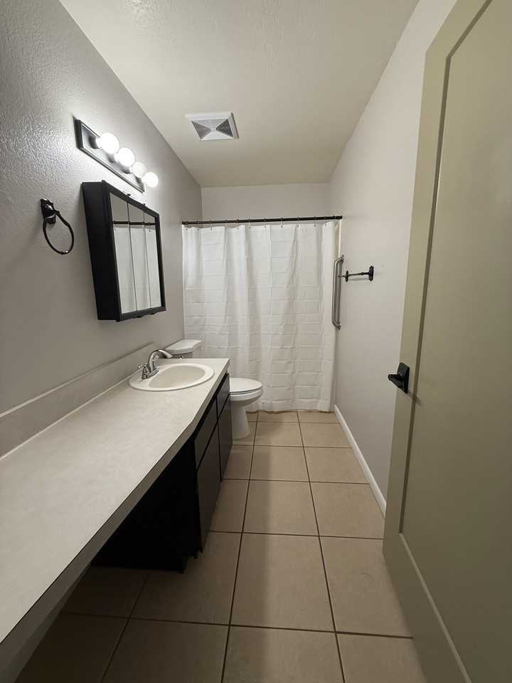 2979 S Hidden Gln #NA - Photo 3 of 4