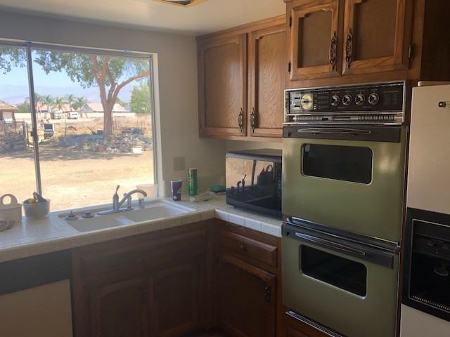 2087 W 7th St #NA - Photo 5 of 11