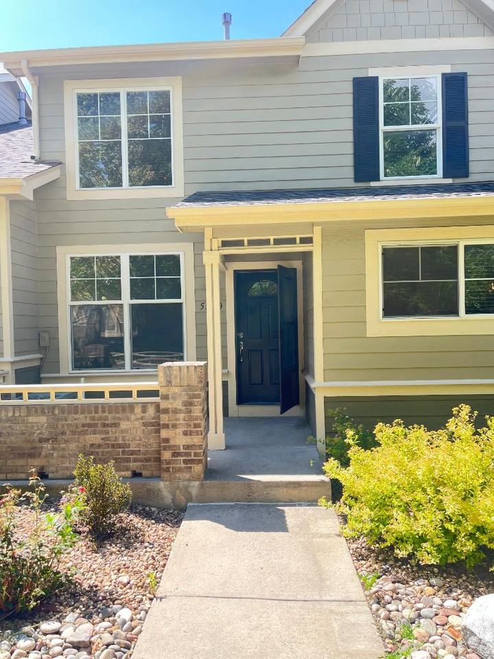 5260 Cornerstone Dr - Photo 3 of 20