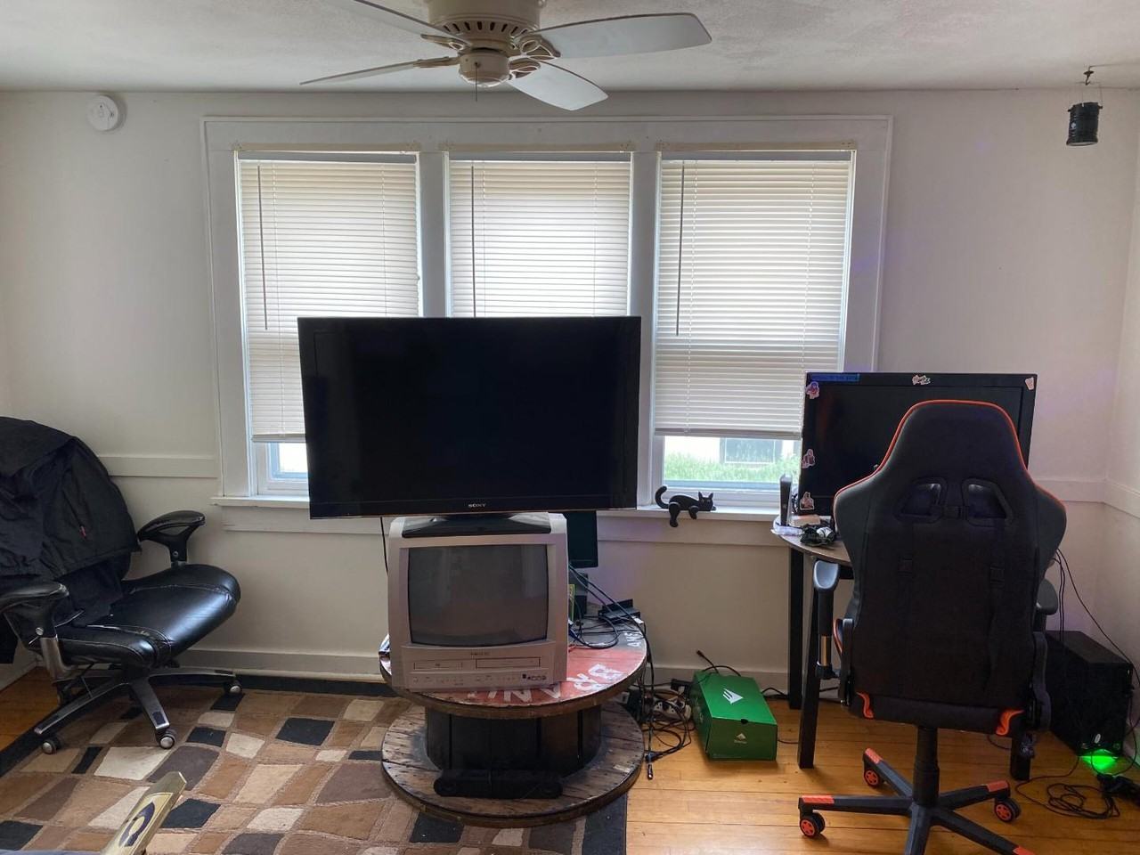 1014 E Gorham St - Photo 3 of 8