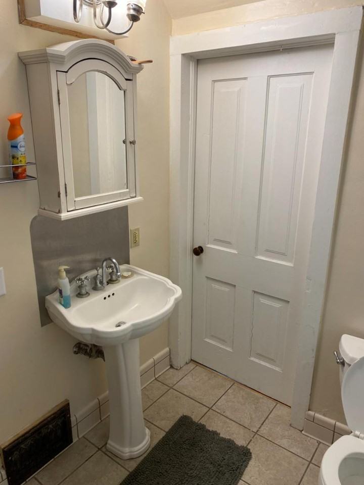 1014 E Gorham St - Photo 4 of 8