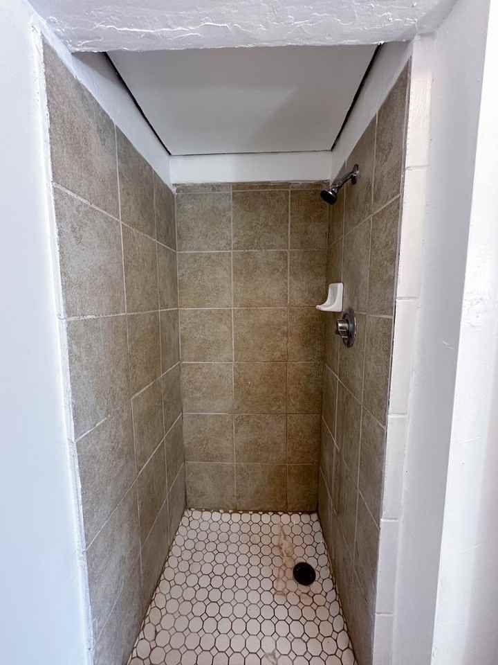 F26IE - Photo 6 of 12
