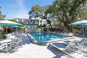 featured image of 2690 Drew St