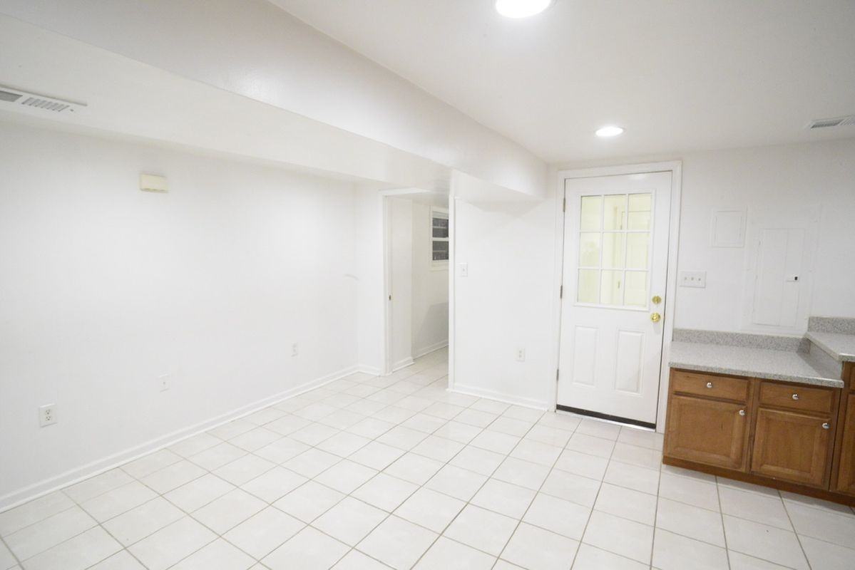 716 Rock Creek Church Rd Nw ##A - Photo 2 of 7