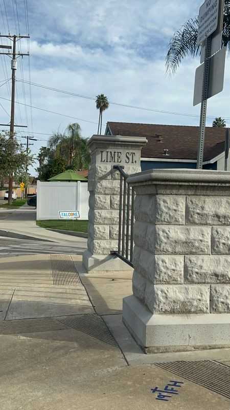 3150 Lime St - Photo 5 of 20