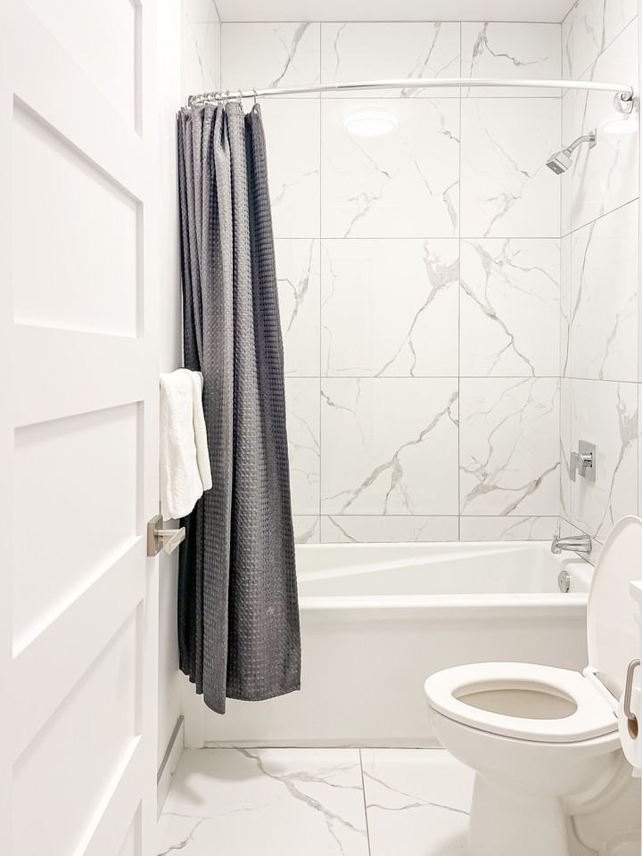 1672 Rue Saint-Denis - Photo 4 of 35