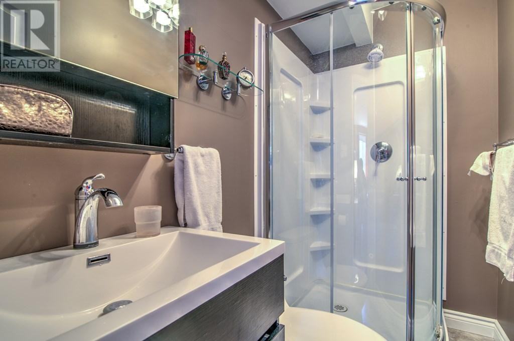 7 Sanderson Drive - Photo 3 of 3