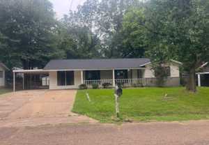 305 Ward Dr - Photo 1 of 1