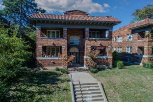 Smart Lofts on Gladstone - Photo 1 of 1