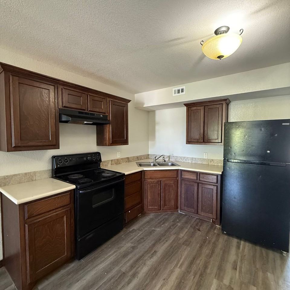 139 New Dallas Hwy - Photo 2 of 7