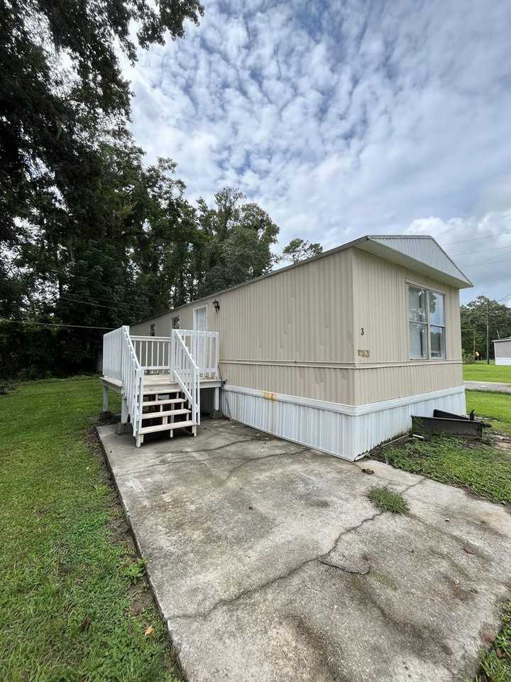 Grove Point Mobile Homes - Photo 5 of 18