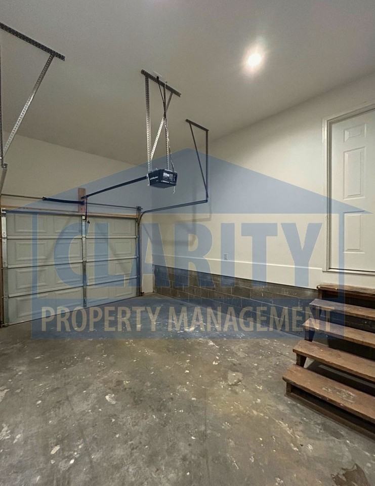 1004 Whisperwood Trl Ne - Photo 5 of 19