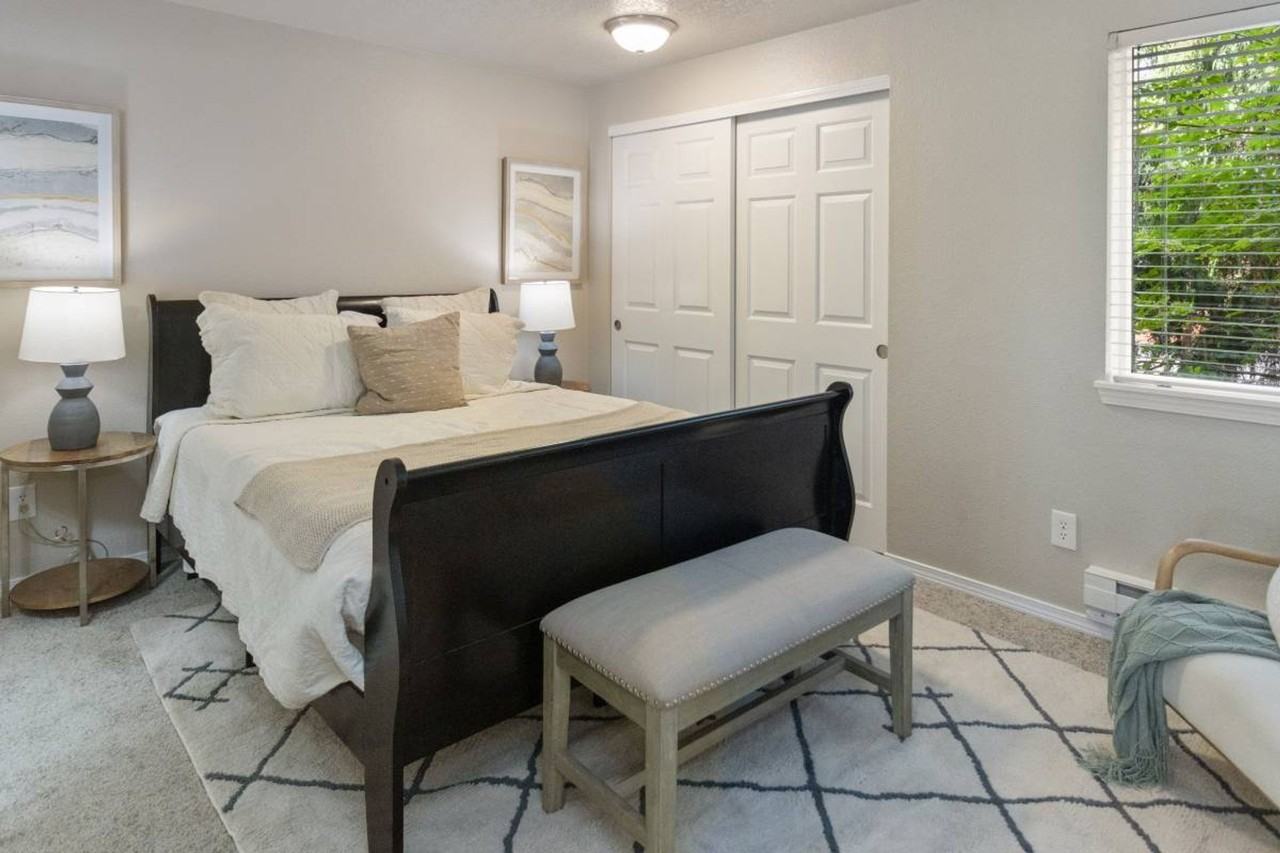 Town Center Heights Apartments - Photo 5 of 20