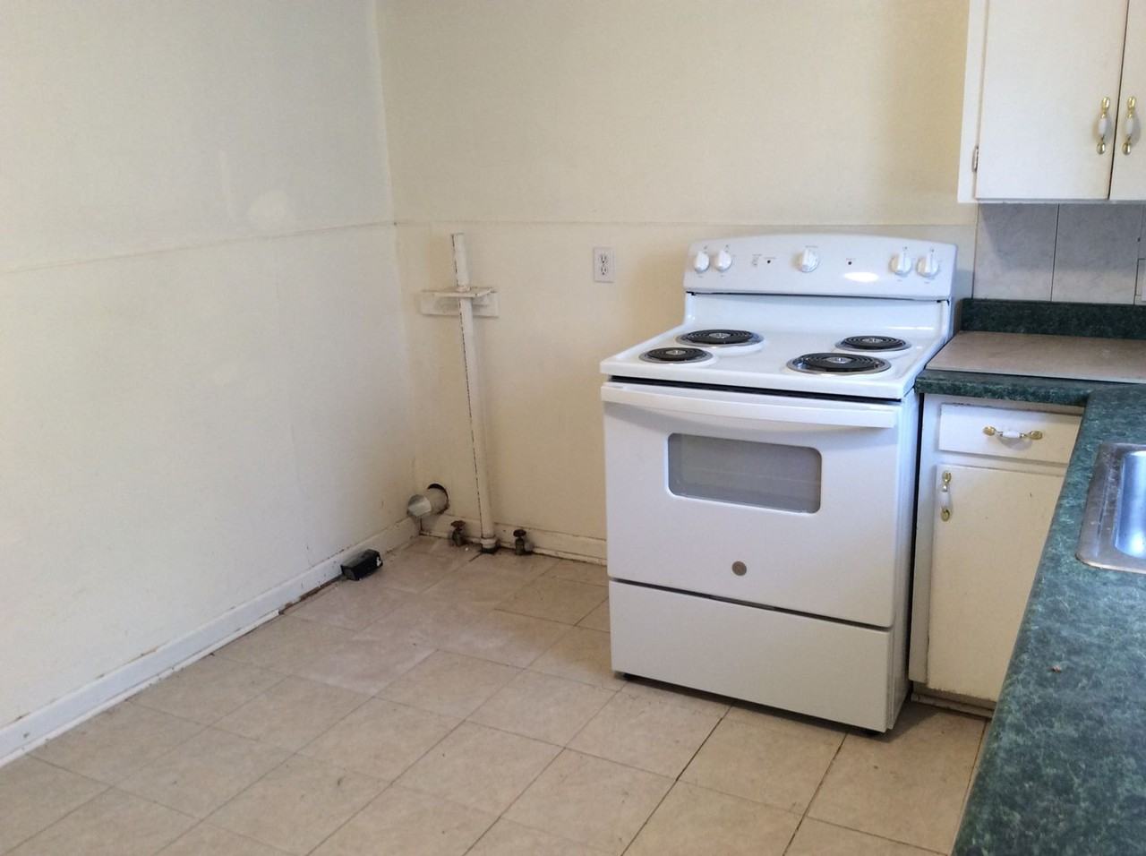 208 Se 6th St - Photo 6 of 19
