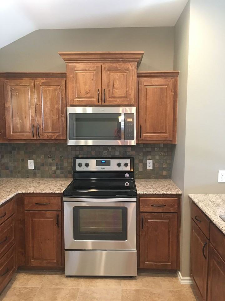 398 Noah Lane - Photo 3 of 25