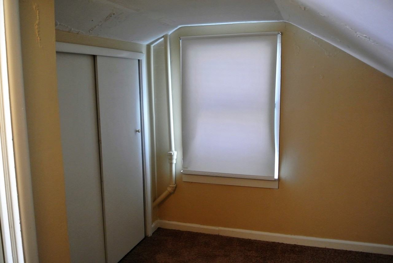 617 11th Street Northwest - Photo 7 of 9