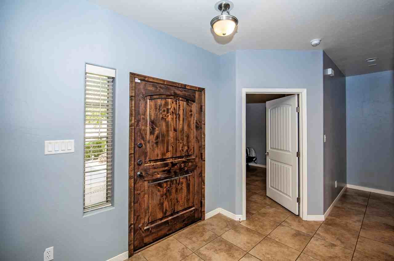 11319 S Sally Dr - Photo 2 of 42