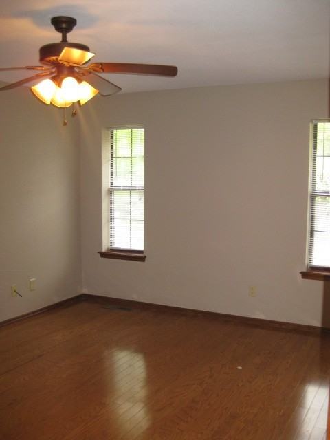 2607 Wood Hollow Court - Photo 2 of 9