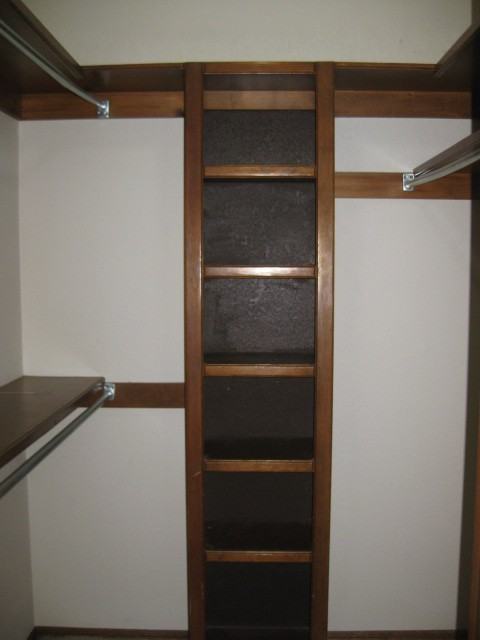 2607 Wood Hollow Court - Photo 3 of 9