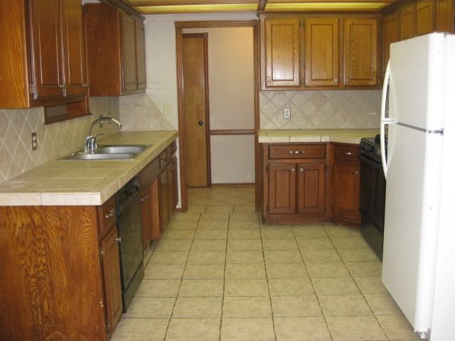 2607 Wood Hollow Court - Photo 6 of 9