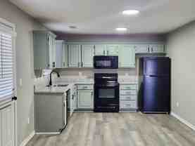 500 Se Chelsey Ln Apt A #Apt A - Photo 1 of 1