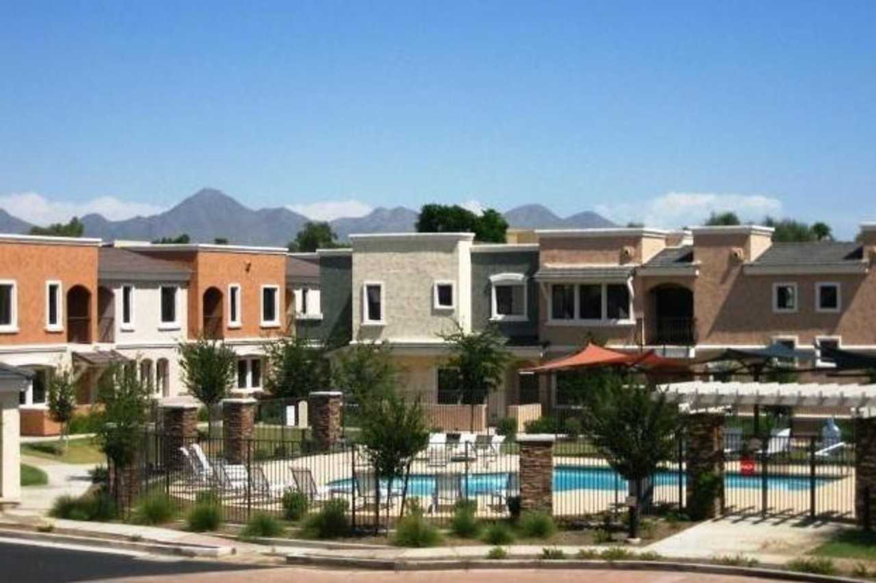 10757 North 74th Street #1019 - Photo 2 of 33