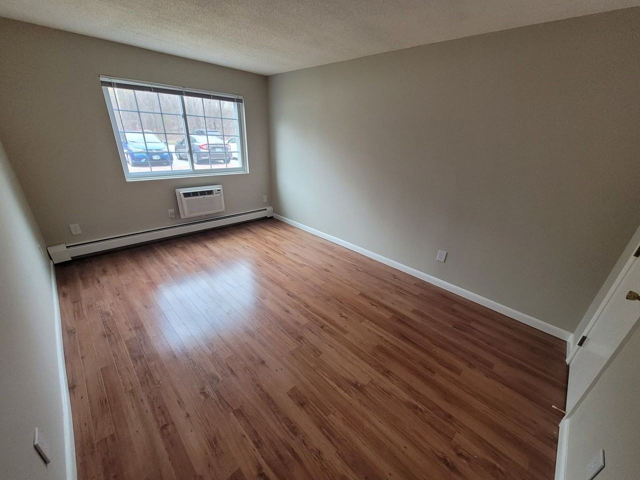 377 Huse Road #3 - Photo 5 of 12