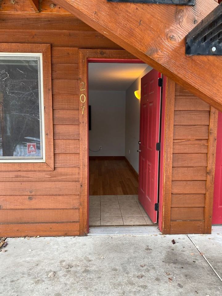 220 E Homestead Rd #207 - Photo 2 of 13