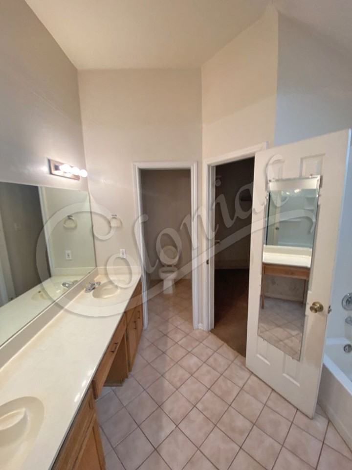 4401 Colby Dr - Photo 5 of 11