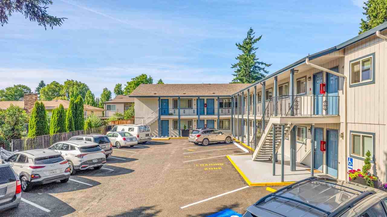 #167 FRANCIS STREET APARTMENTS - Photo 2 of 6