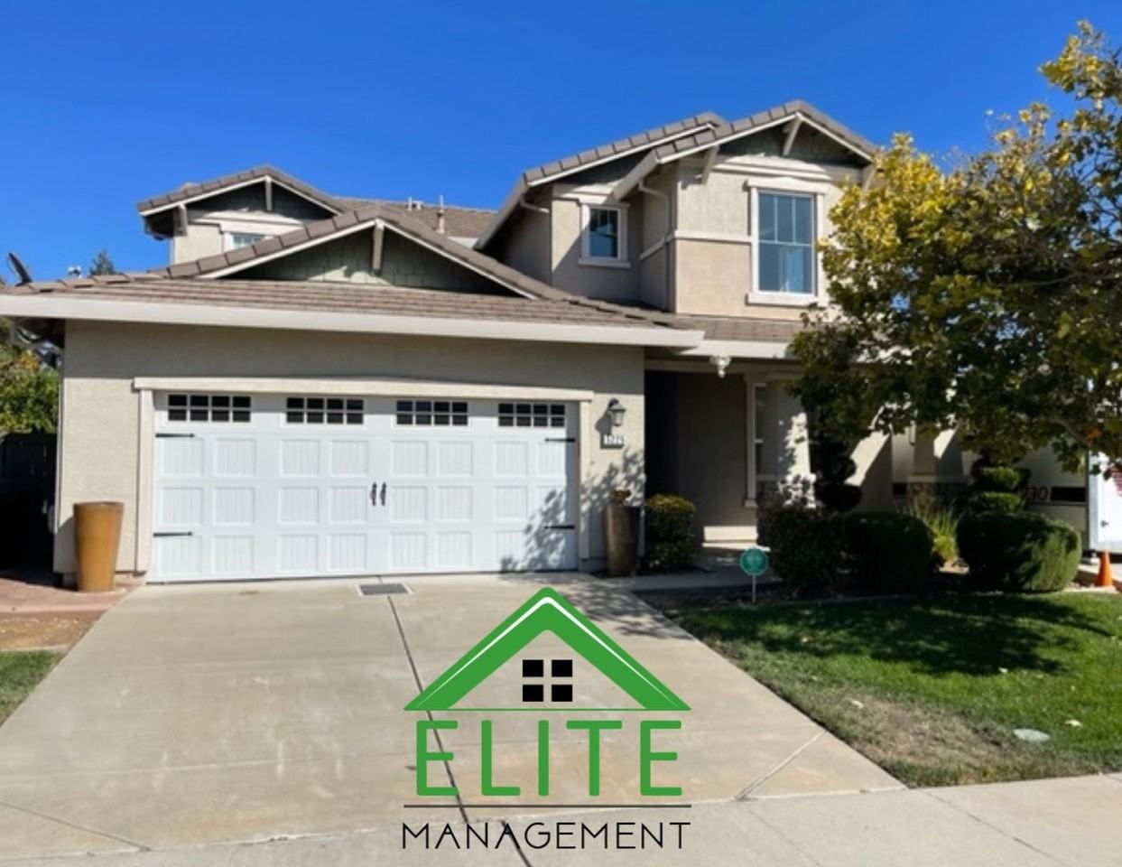 5225 Mossy Stone Way - Photo 2 of 23