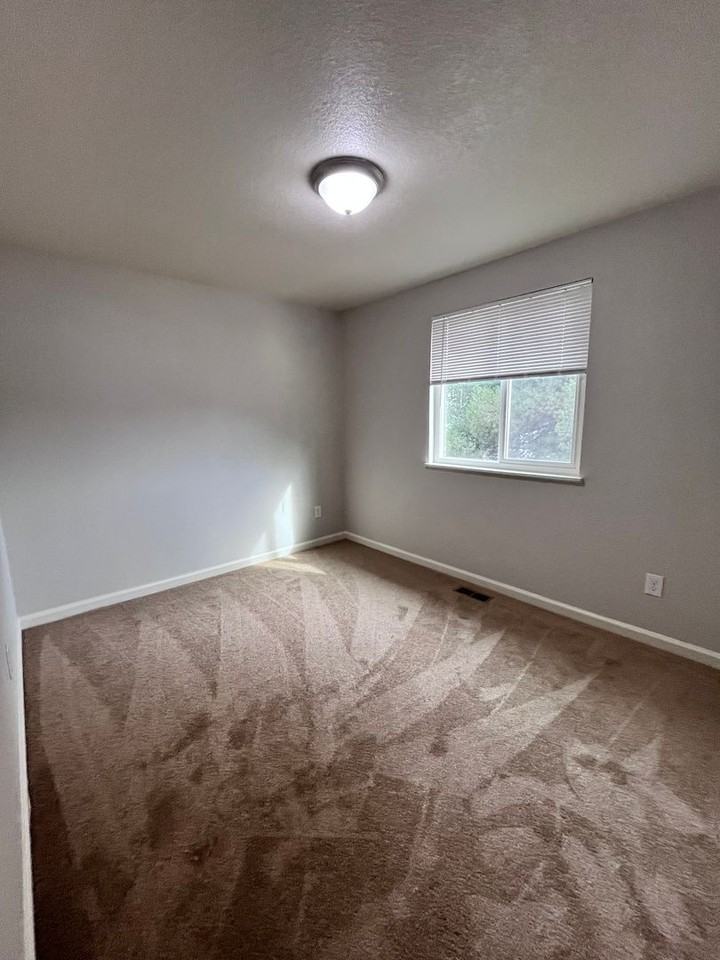 3400 E 119th St - Photo 7 of 19