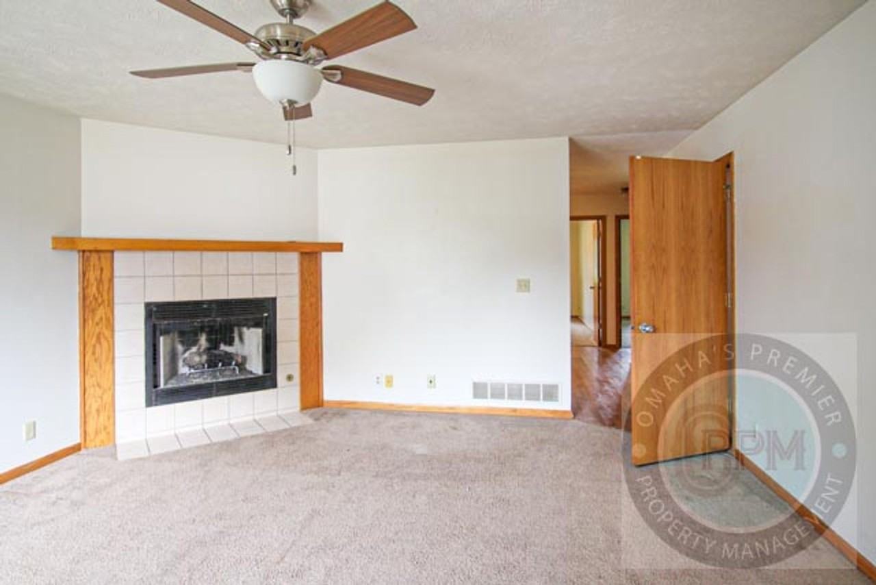 5215 N 116th Ct - Photo 2 of 19