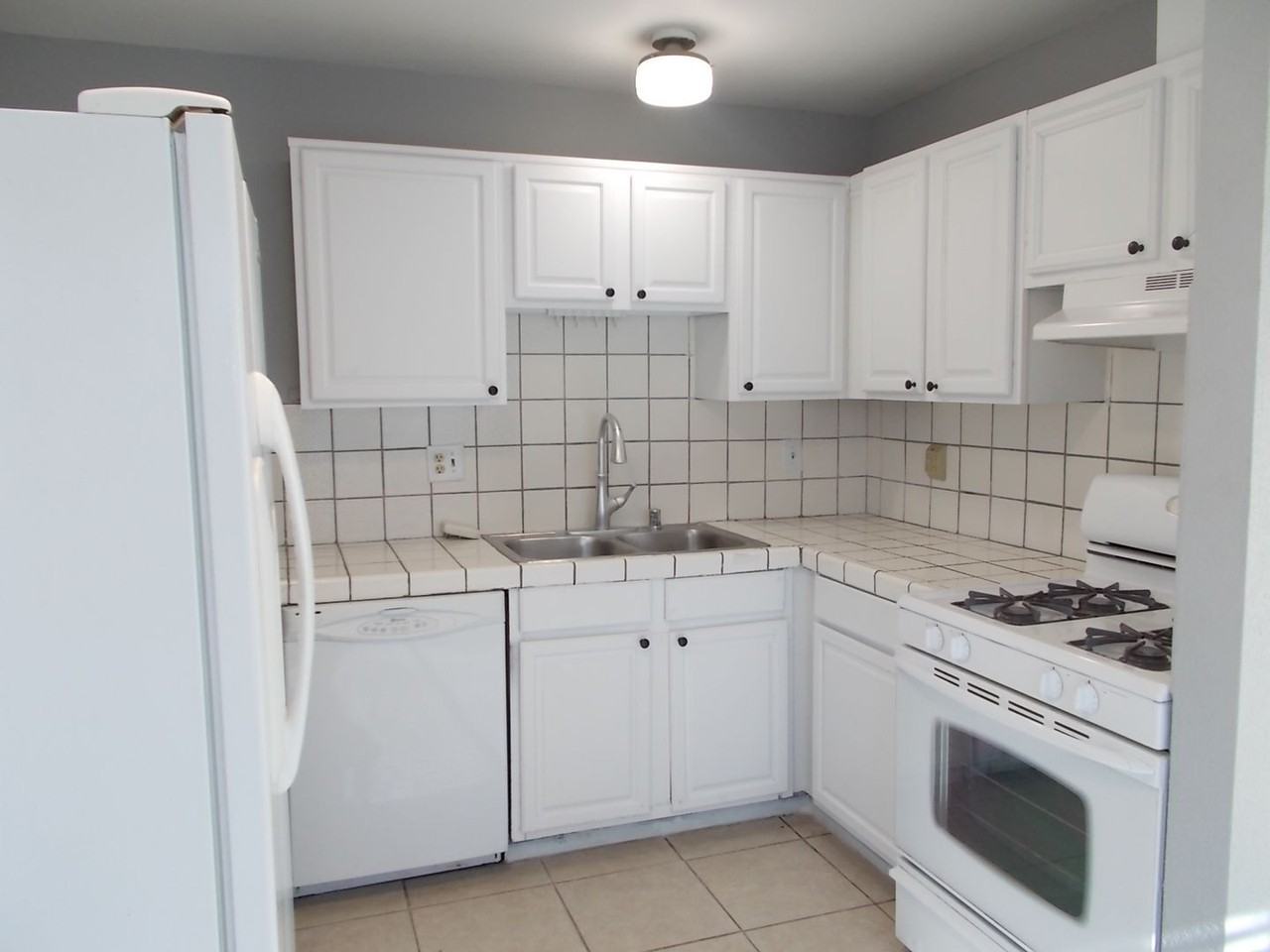 4521 Via Torino - Photo 5 of 19