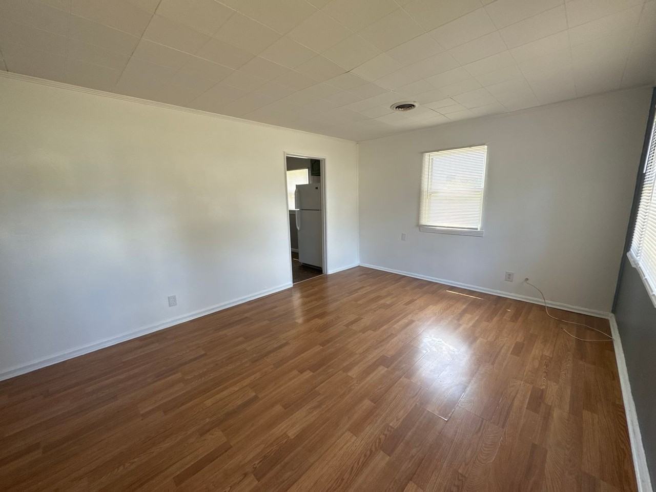 2836 Cornell St - Photo 2 of 18