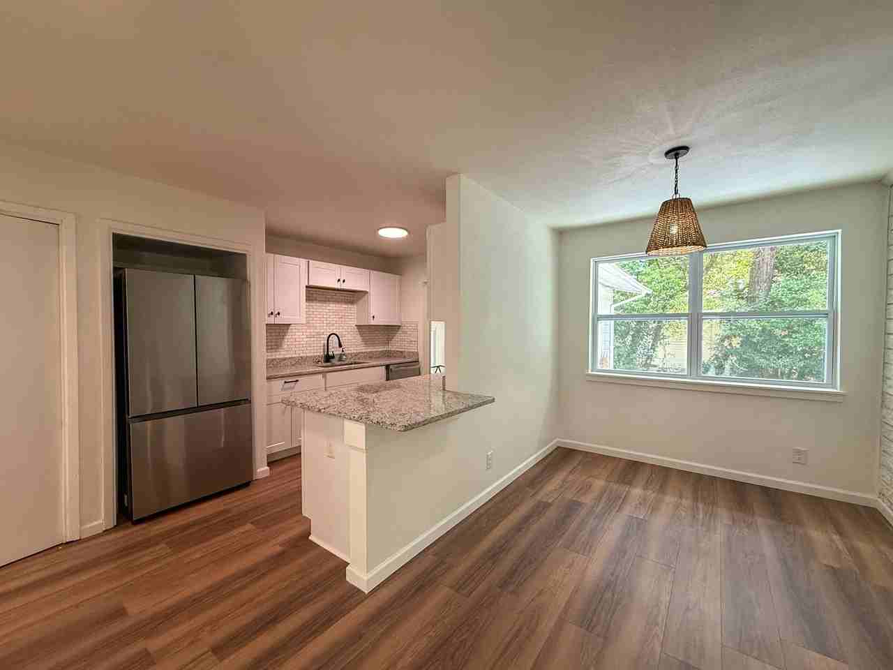 5230 Springhill Dr - Photo 5 of 20