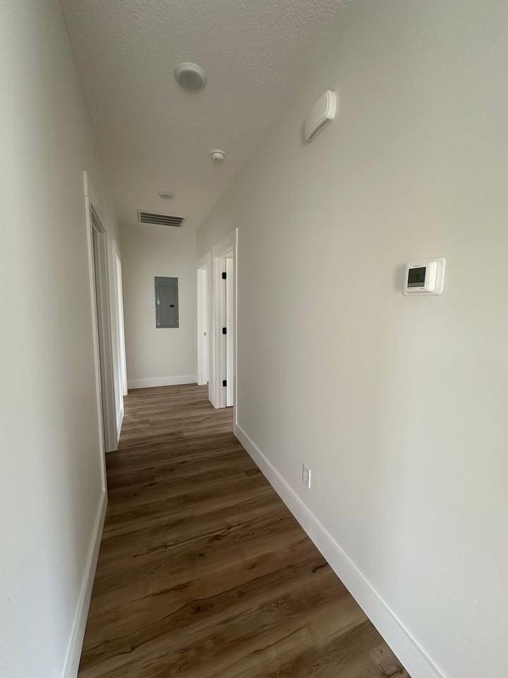 36 Walton Way - Photo 5 of 18