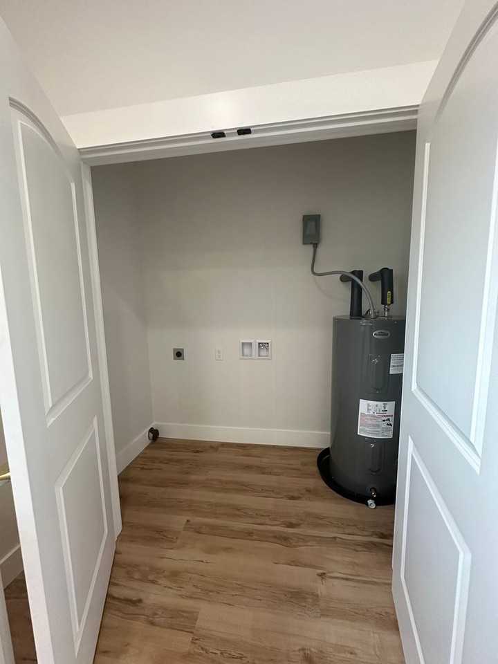 61 Wilson St - Photo 3 of 16